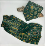 Load image into Gallery viewer, Green Floral Harem Pants
