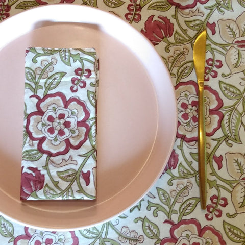 Napkin Set: Red & Green Floral