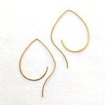Load image into Gallery viewer, Pipal Leaf Brass Threader Earrings
